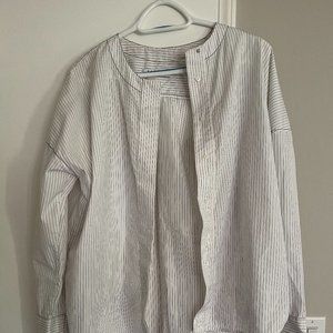 Sandro Round-neck High Low Stripe Shirt. Size S. But it fits size M as well.